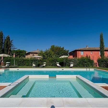 Agriturismo Podere La Rocca Аббадия-ди-Монтепульчано Экстерьер фото