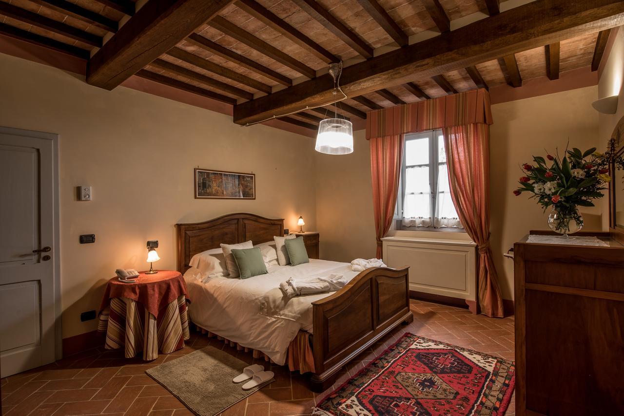Agriturismo Podere La Rocca Аббадия-ди-Монтепульчано Экстерьер фото