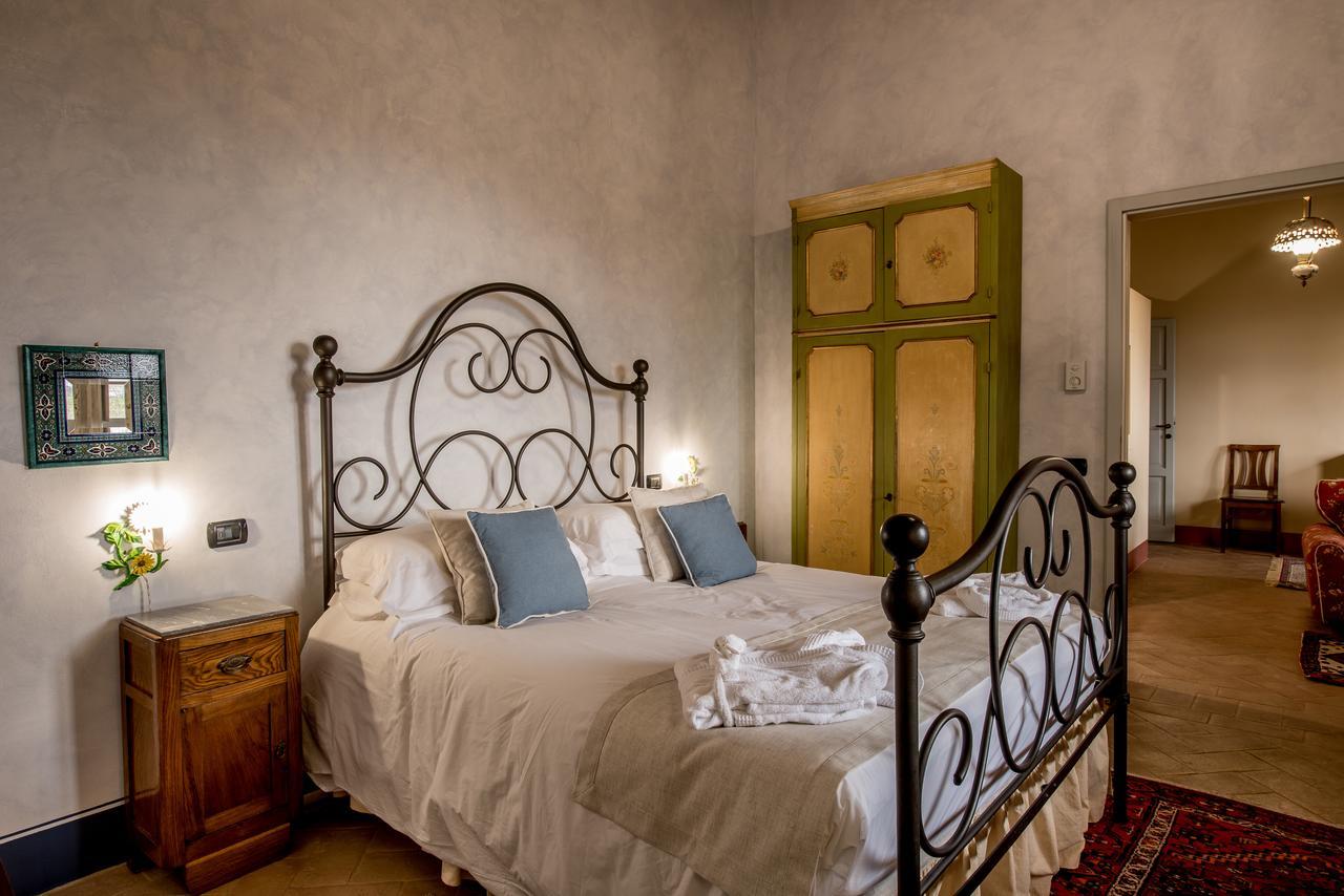 Agriturismo Podere La Rocca Аббадия-ди-Монтепульчано Экстерьер фото