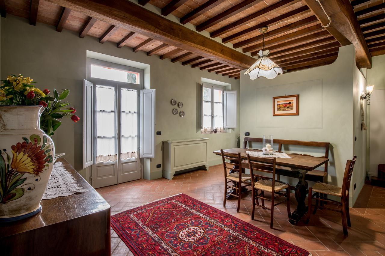 Agriturismo Podere La Rocca Аббадия-ди-Монтепульчано Экстерьер фото