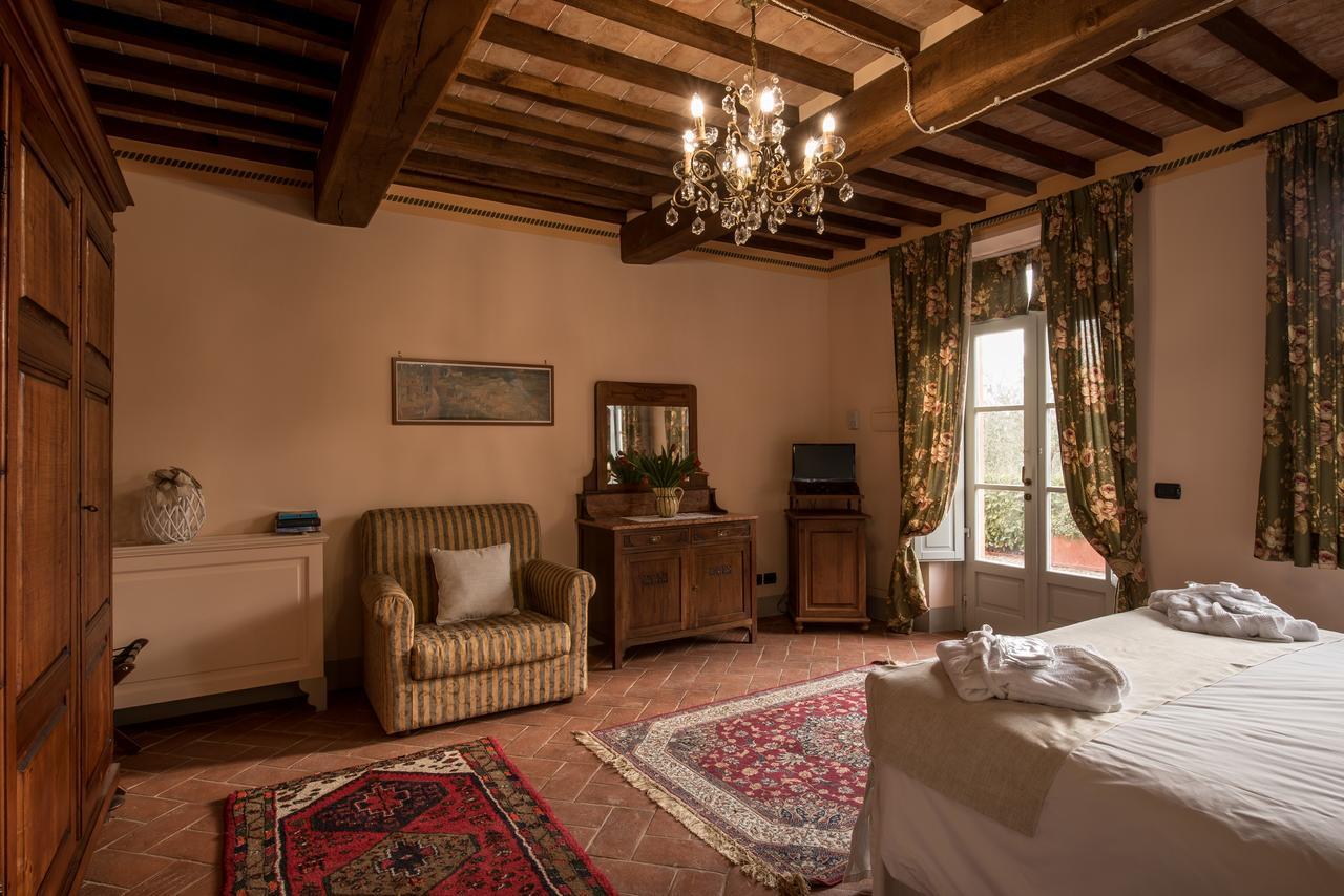 Agriturismo Podere La Rocca Аббадия-ди-Монтепульчано Экстерьер фото